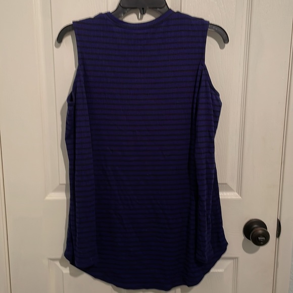 APT 9 striped cold shoulder ribbed long sleeve crew neck tunic sweater - Picture 5 of 5